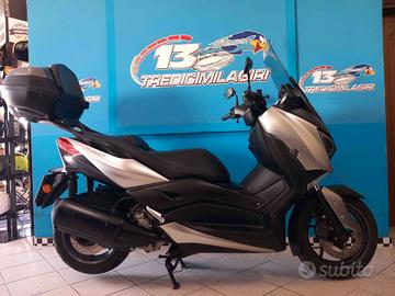 YAMAHA X-MAX 300