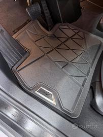 Tappetini in gomma e vasca protezione BMW iX