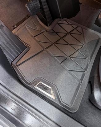 Tappetini in gomma e vasca protezione BMW iX