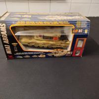 carro armato radiocomandato