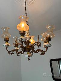 lampadario ottone e ceramica dipinta a mano