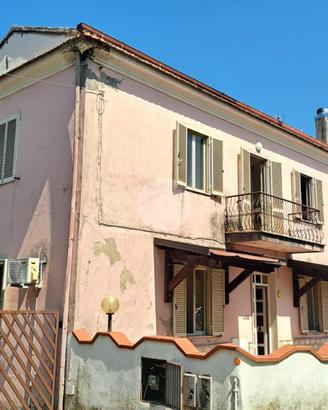 CASA INDIPENDENTE A FROSINONE