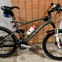 Montain bike full Merida
