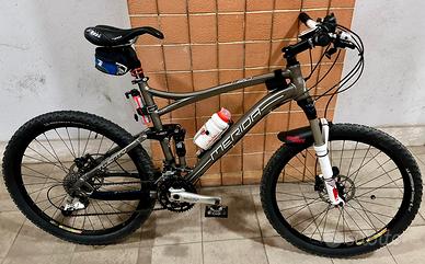 Montain bike full Merida