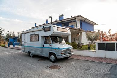 Camper mansardato Dethleffs 2.5TD