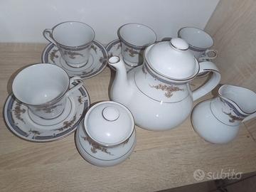 Servizio da The nuovo