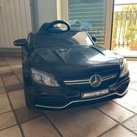 Macchina Mercedes per bambini