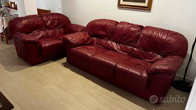 Coppia divani in vera pelle bordeaux