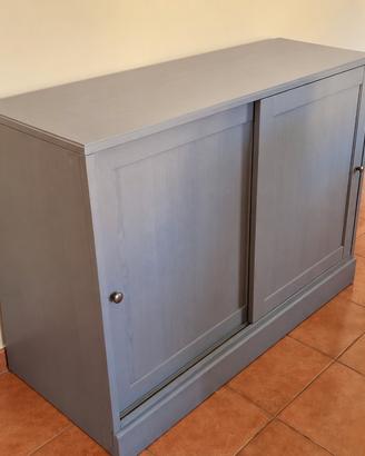 Mobile grigio con ante scorrevoli (havsta ikea)