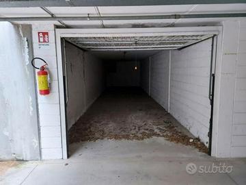 GARAGE / BOX auto s.donato milanese ospedale
