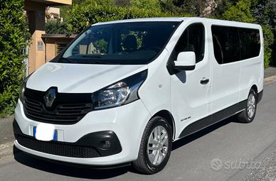 Renault trafic 9 posti extralungo