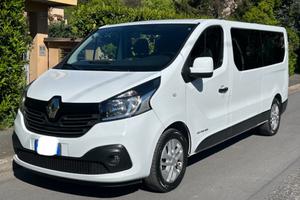 Renault trafic 9 posti extralungo