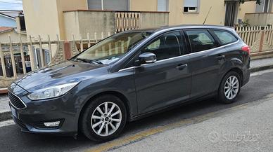 FORD Focus 3ª serie - 2015