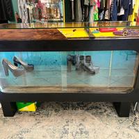 Bancone vintage negozio