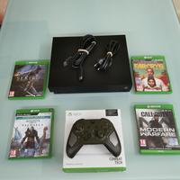 Xbox one X + controller Combat Tech + 4 giochi