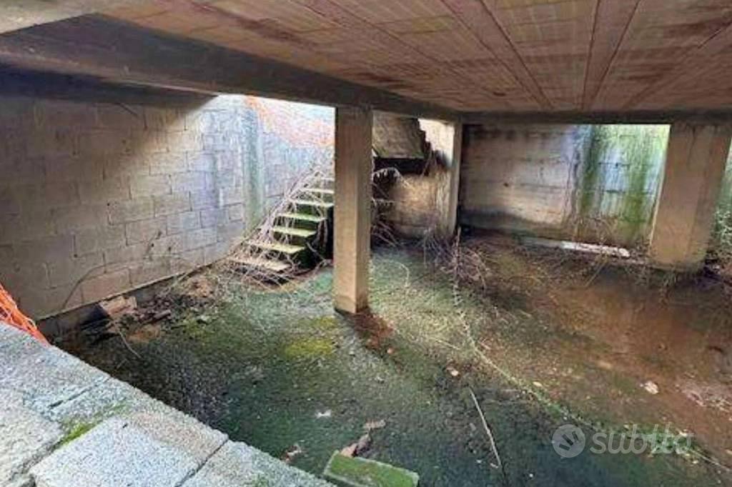 Immobile in asta di 1025 m² a Cavallino - Vista 3