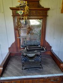 Macchina da Scrivere primi '900, marca UNDERWOOD,