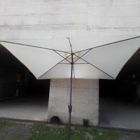 1 ombrellone -3x2 con palo verticale