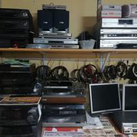 vari pezzi hi-fi ed elettronica