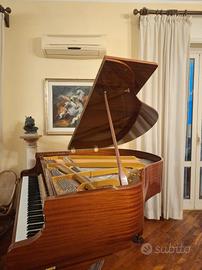 Pianoforte  mezza coda