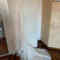 Abito da sposa in pizzo francese
