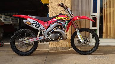 Honda CR 250R 2006 – Condizioni da Vetrina