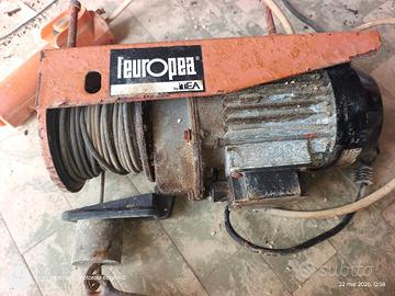 verricello argano 220 volt 125 kg funzionante