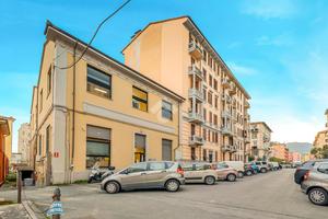 CAPANNONE A LA SPEZIA