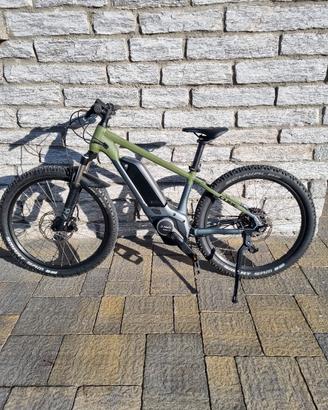 E bike da bambino Cube 24 