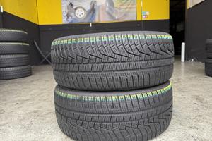 2 Gomme 225/45R18 Hankook RFT Invernali 80%residui