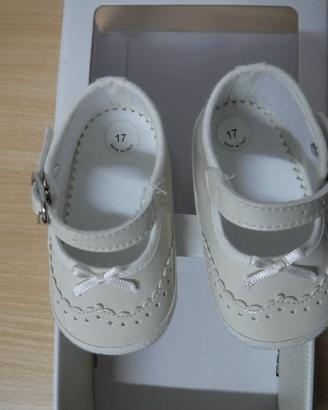 Scarpe bambino/a  marchio "Ambarabà"natural-NUOVE