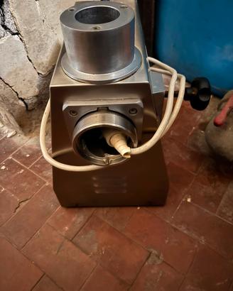 trita carne 380 professionale  