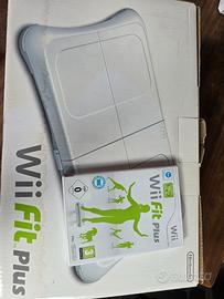 Wii Fit Plus (Balance Board + gioco)