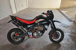 Yamaha xt660x
