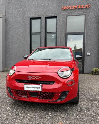 Fiat 600 1.2 hybrid 110cv auto