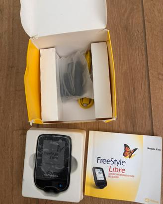 Lettore di monitoraggio flash del glucosio