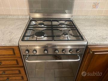 Piano cottura a gas , zona cottura 4, + forno
