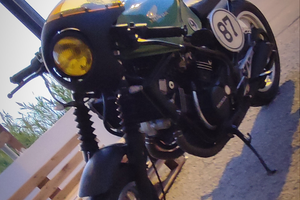 Honda VF 400 F - V4 - 1984 cafè Racer