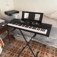 Pianola yamaha EZ-220