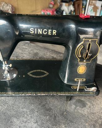 Macchina dà cucire Singer 15M