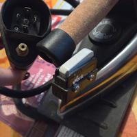 Ferro da stiro professionale a vapore