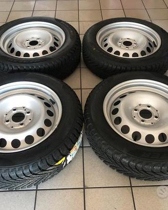 Cerchi in acciaio Smart four two 453 con termiche