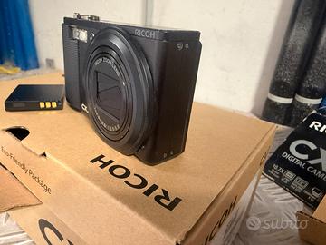 FOTOCAMERA DIGITALE RICOH CX2