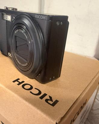 FOTOCAMERA DIGITALE RICOH CX2