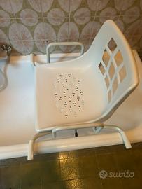 Ausilium sedia per vasca da bagno girevole