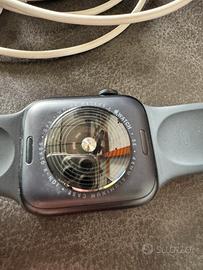 Apple Watch SE 44 mm
