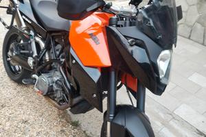 KTM 990 smt abs