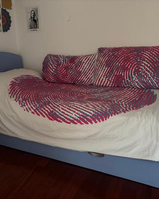 Letto e scrivania