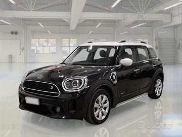 MINI COOPER SE COUNTRYMAN ALL4 BUSINESS AUTOM.