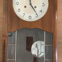 Orologio a pendolo da parete  meccanico con chiave